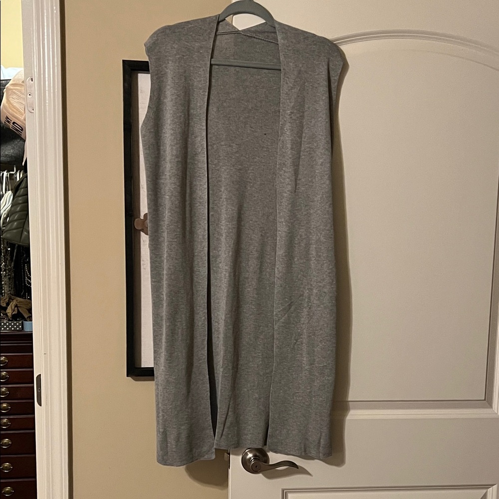 Source Unknown Gray Women's Vest NWOT